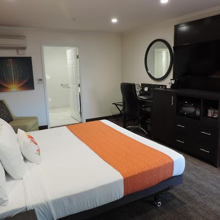 Days Inn San Jose Airport Bagian luar foto