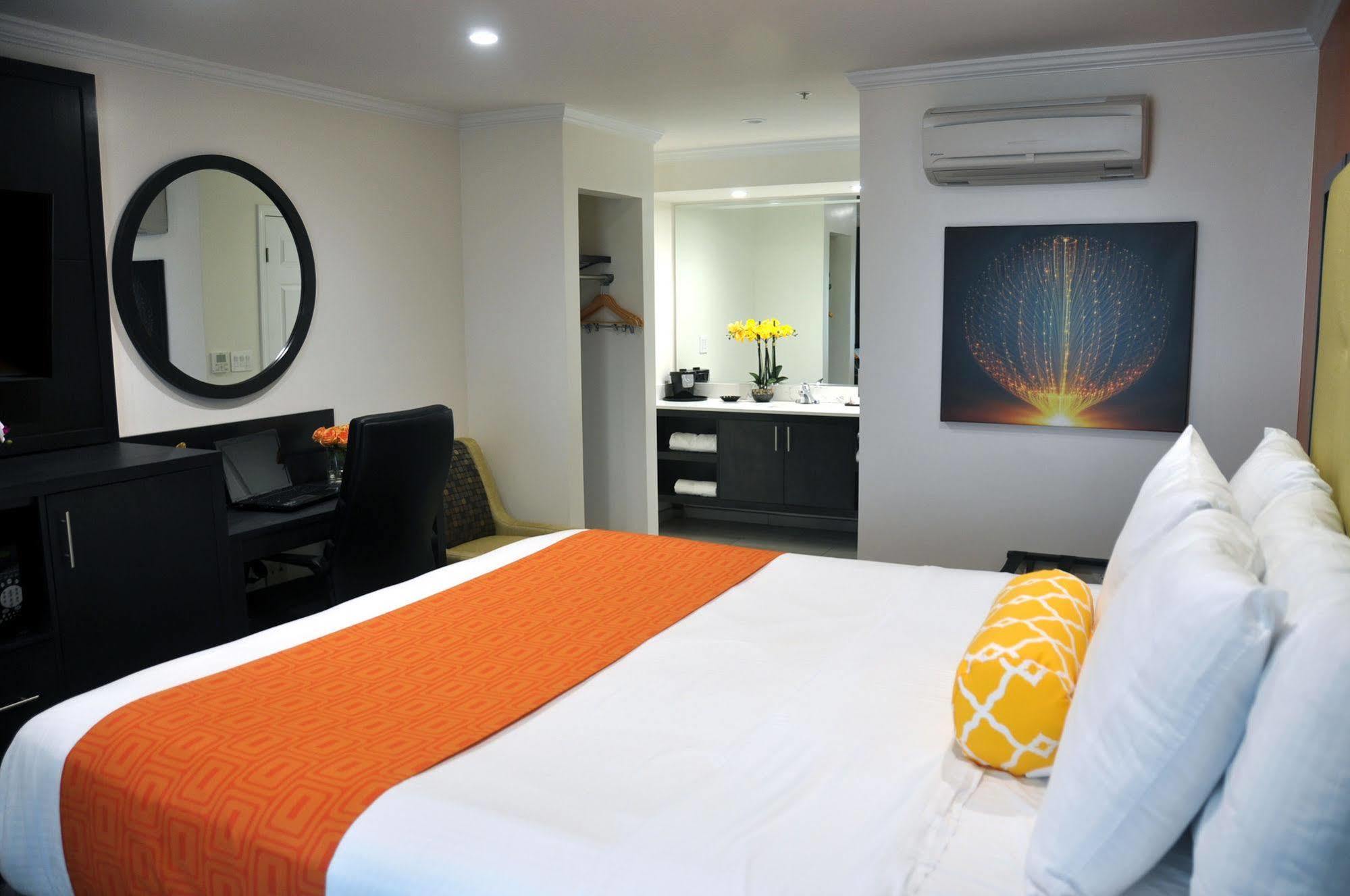 Days Inn San Jose Airport Bagian luar foto