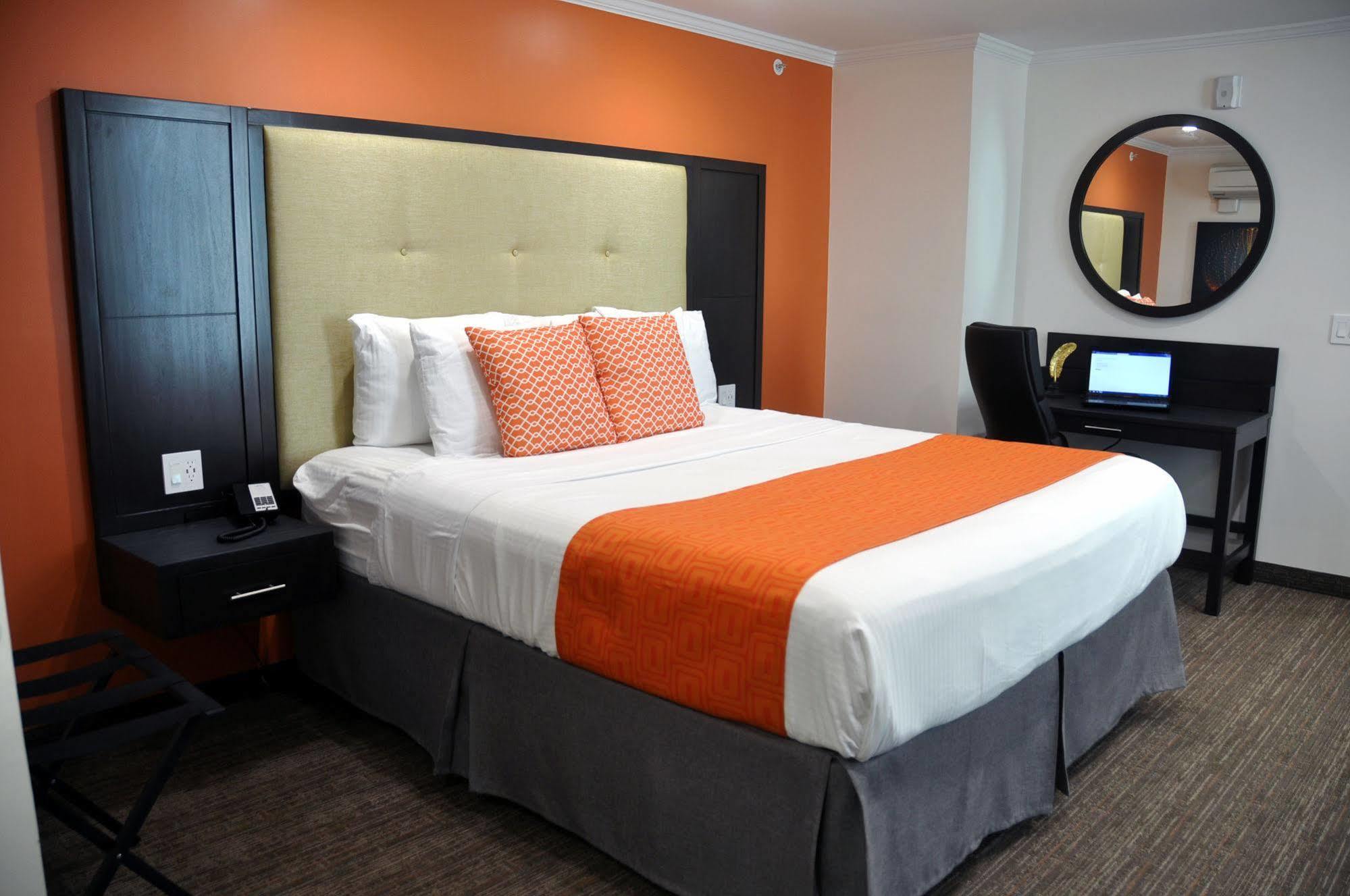 Days Inn San Jose Airport Bagian luar foto