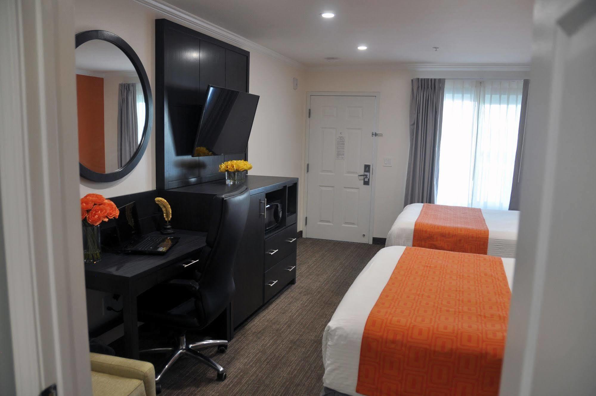 Days Inn San Jose Airport Bagian luar foto