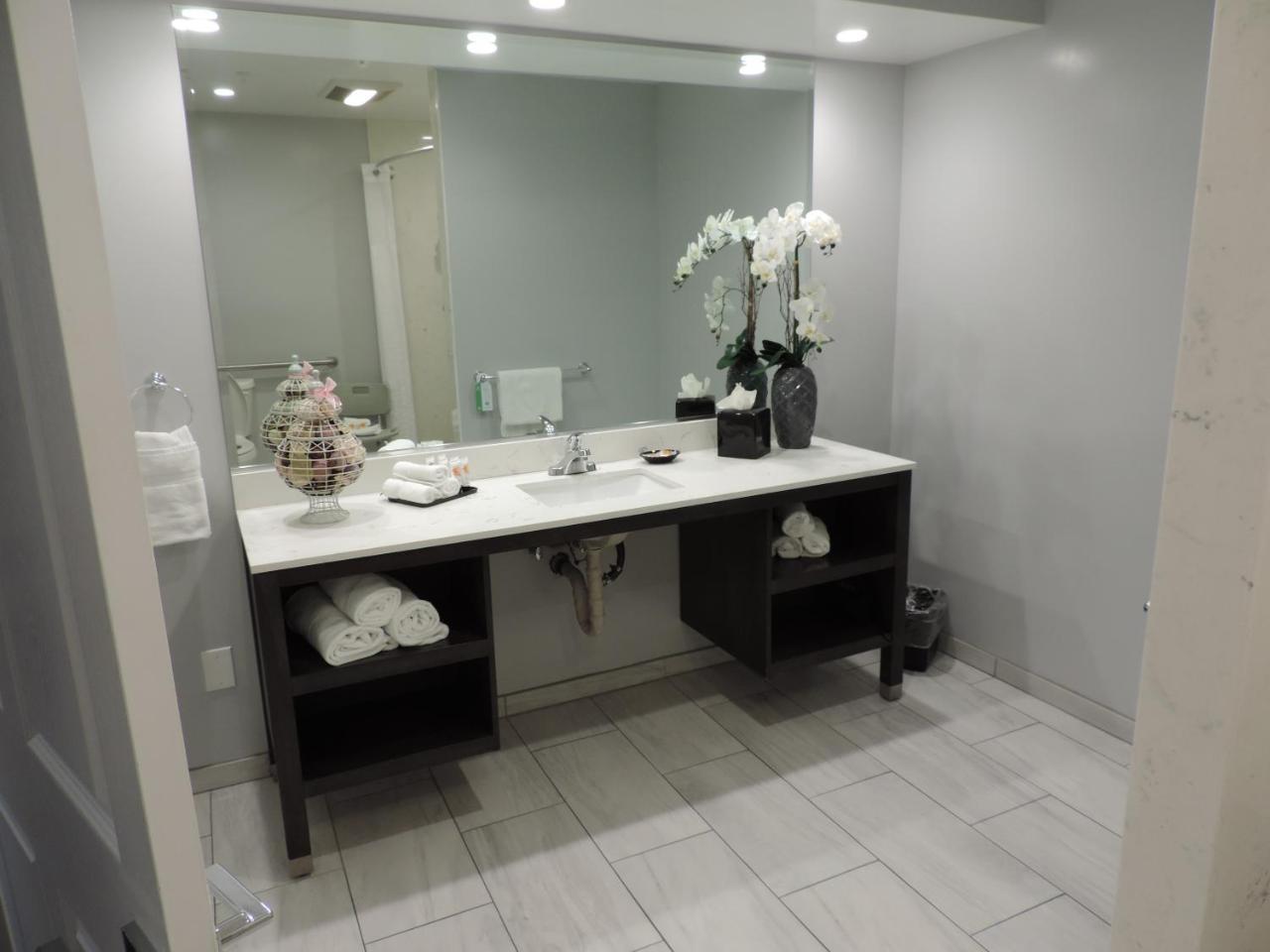Days Inn San Jose Airport Bagian luar foto